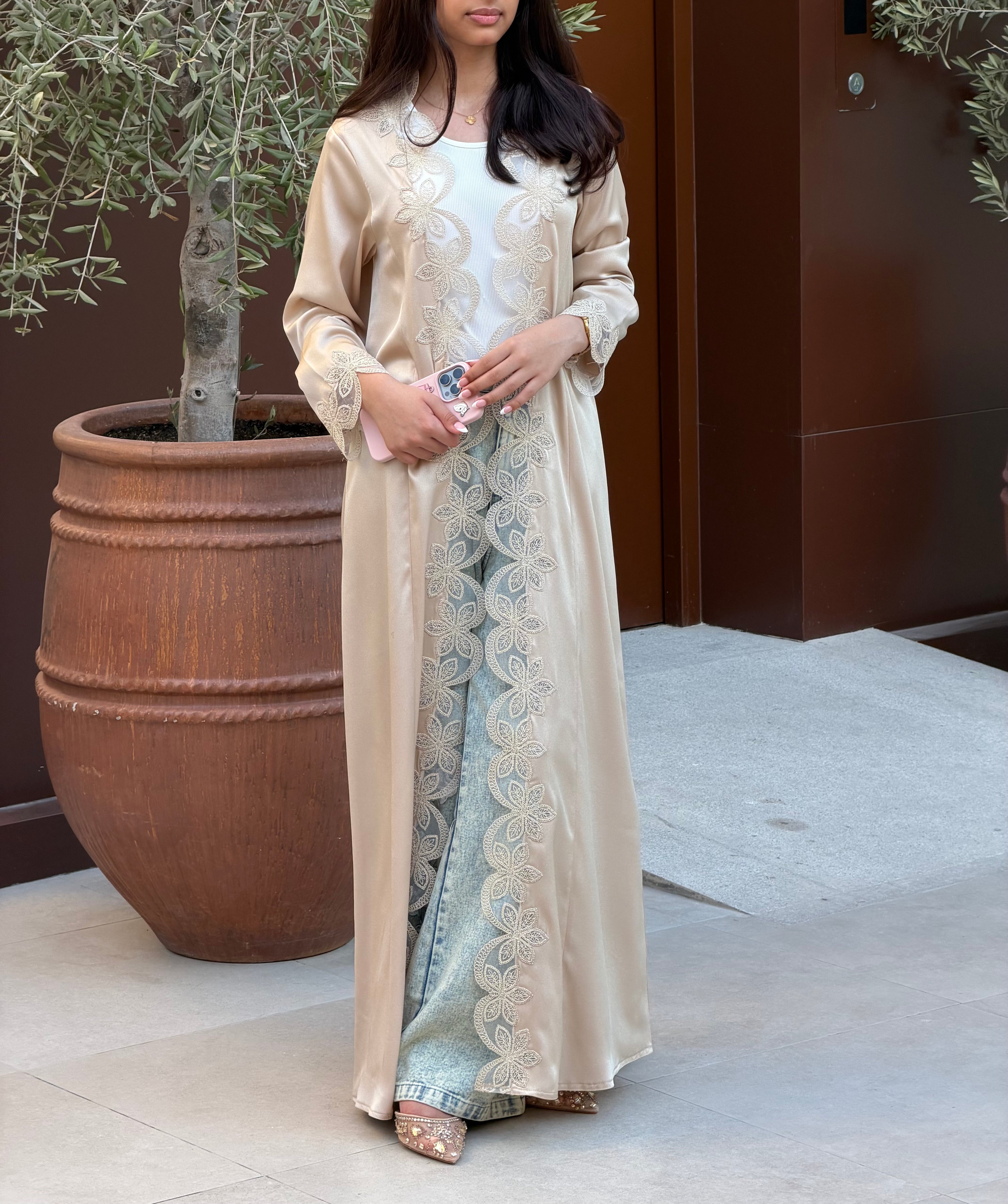 Noir Lace ( Abaya with Sheila )