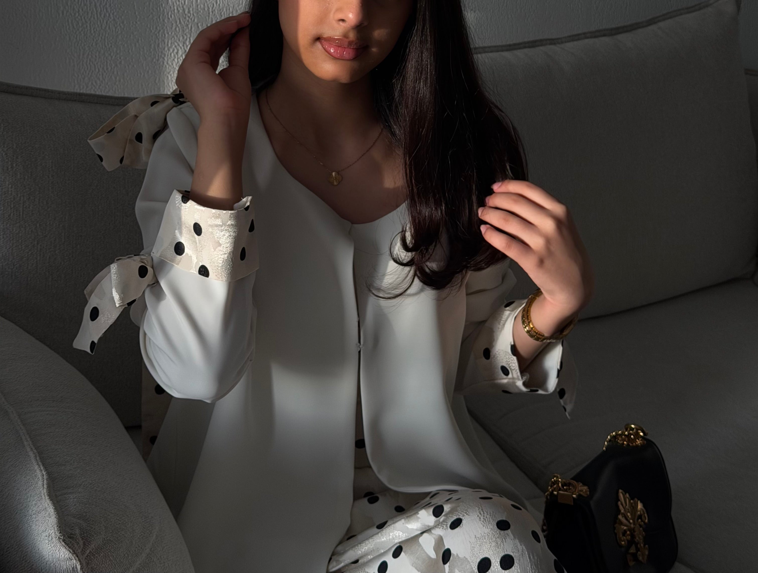Polka Dot ( full set abaya with inner dress & Sheila )