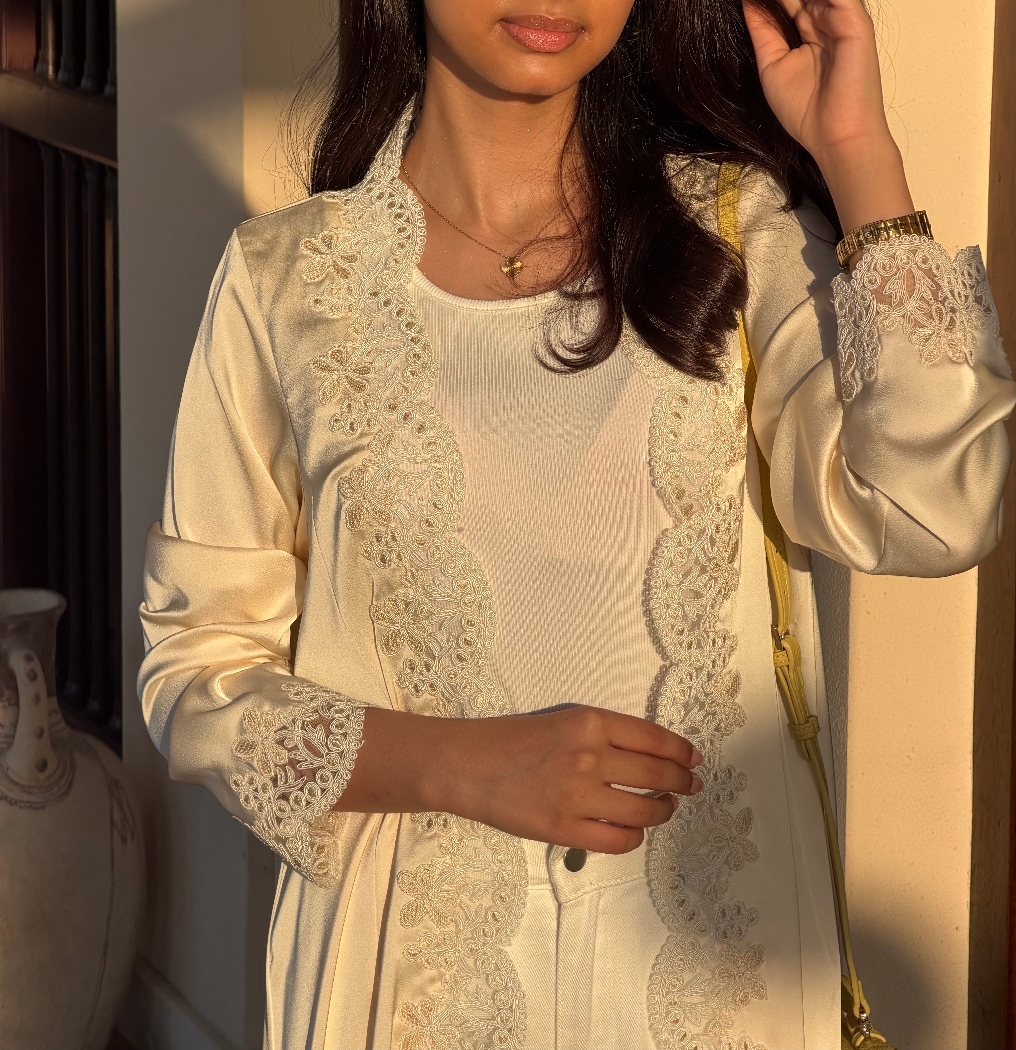 Zoya ( Abaya with Sheila )