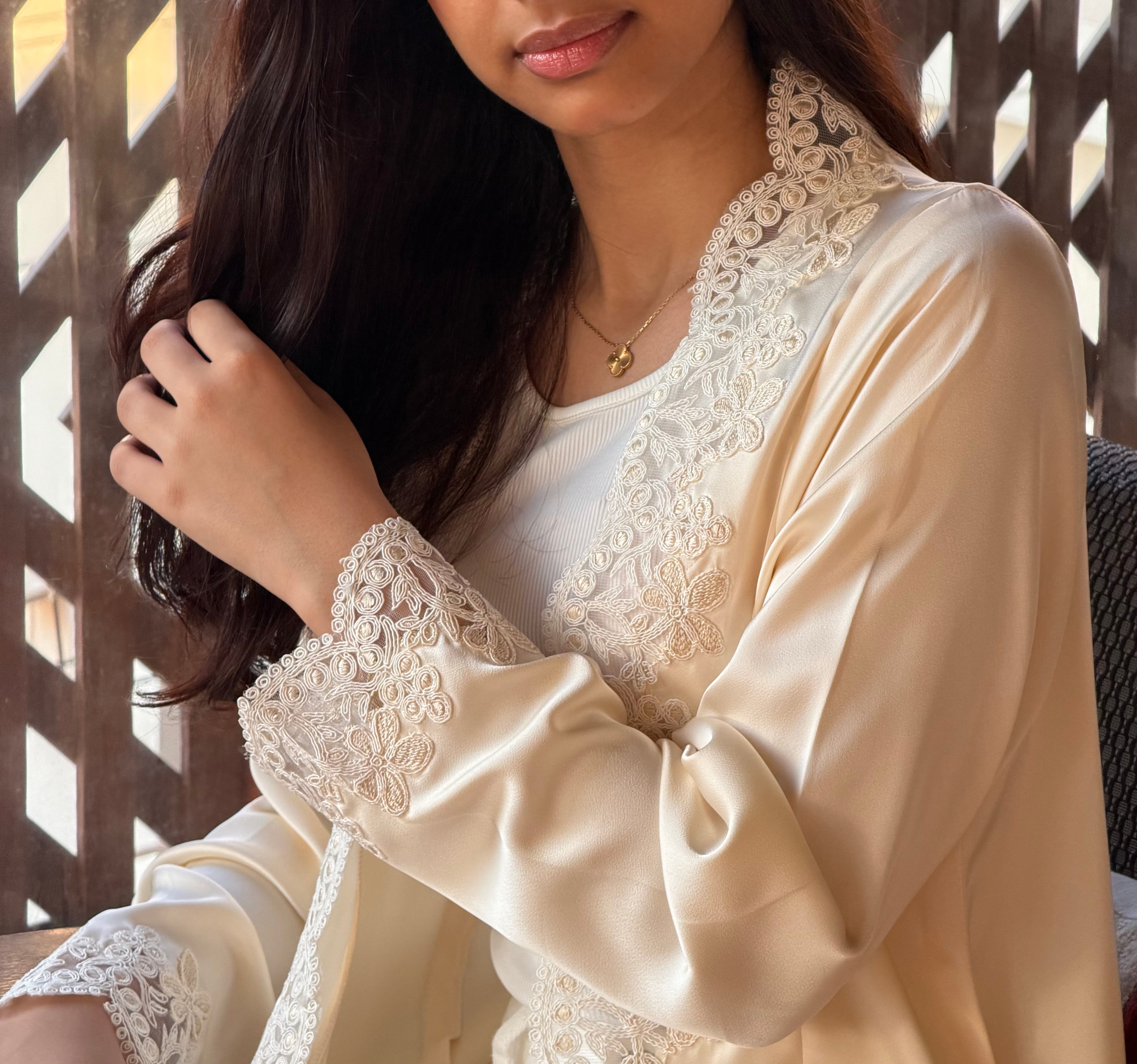 Zoya (Abaya with Sheila)