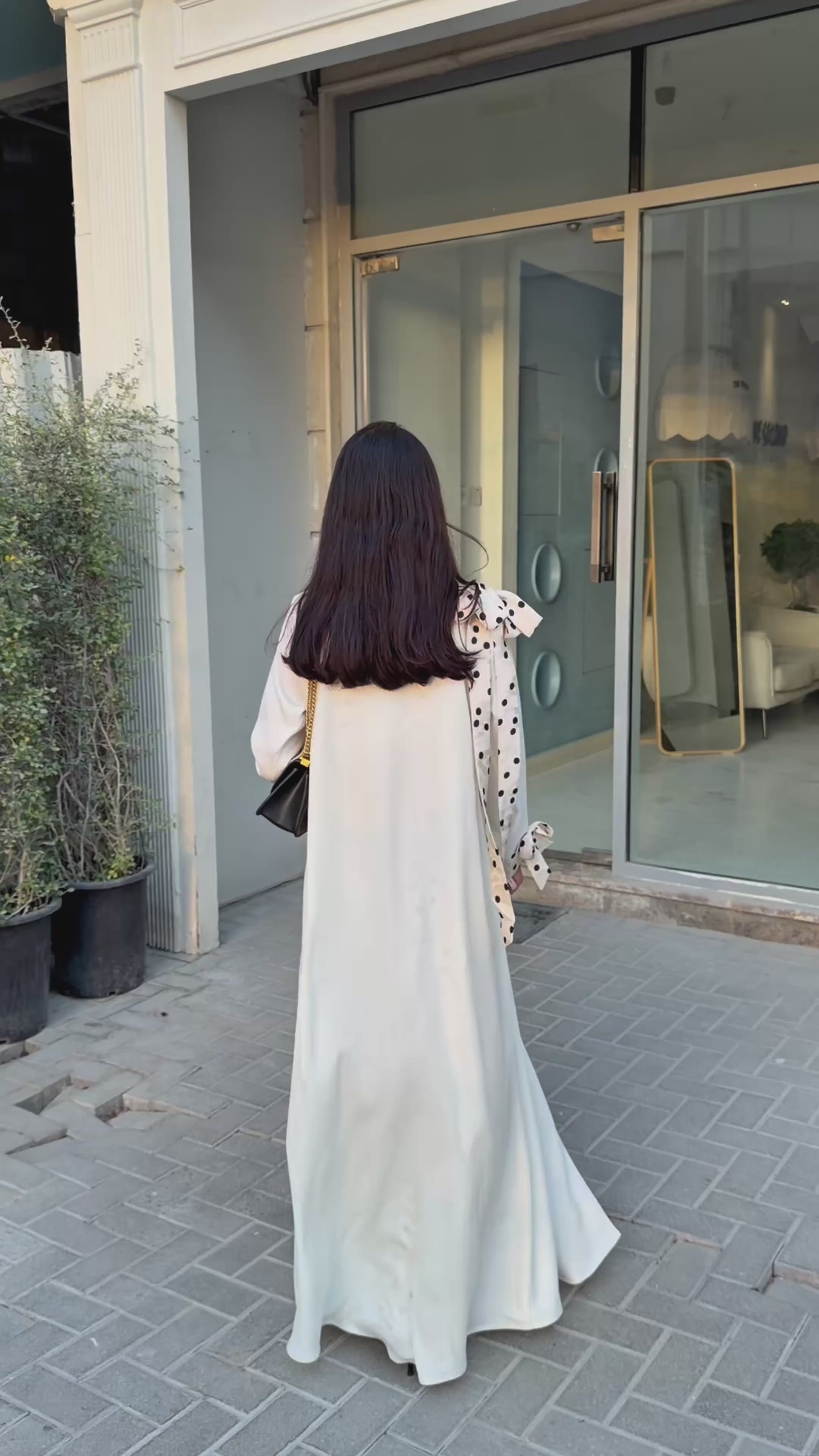 Polka Dot ( full set abaya with inner dress & Sheila )